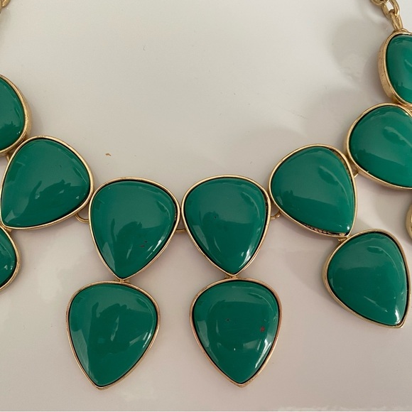 Chunky Green Beaded Necklace - Picture 3 of 4